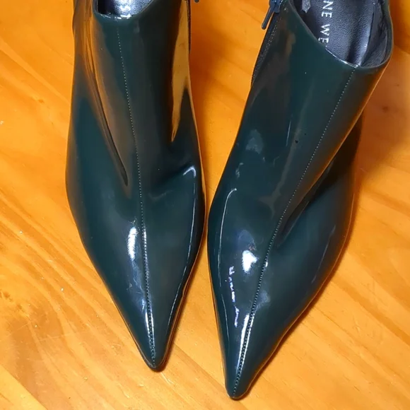 Hunter Green Patent Leather Heeled Booties - Picture 2 of 7